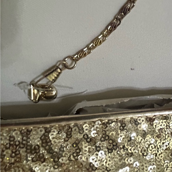 Gold Sequin Clutch/Bag/Party Handbag With Chain Strap by Forever 21 - Picture 6 of 6